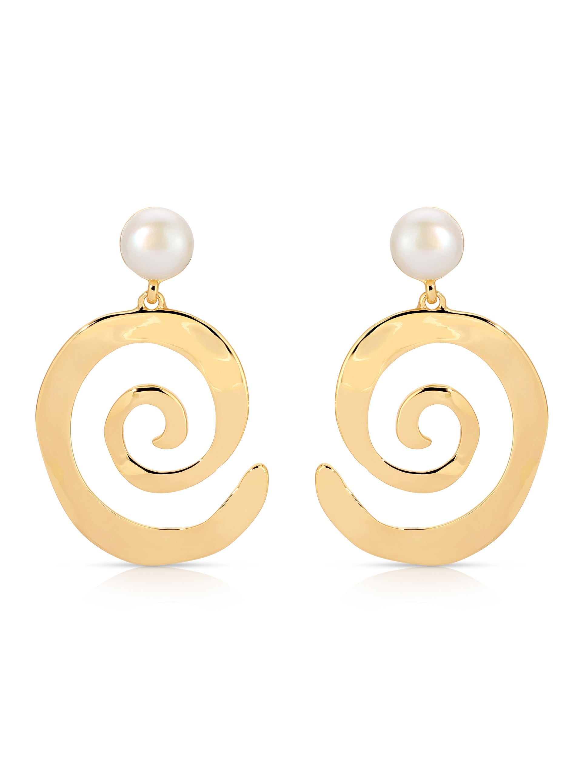 Aura Swirl Pearl Earrings Pearl with 18k Gold Plating