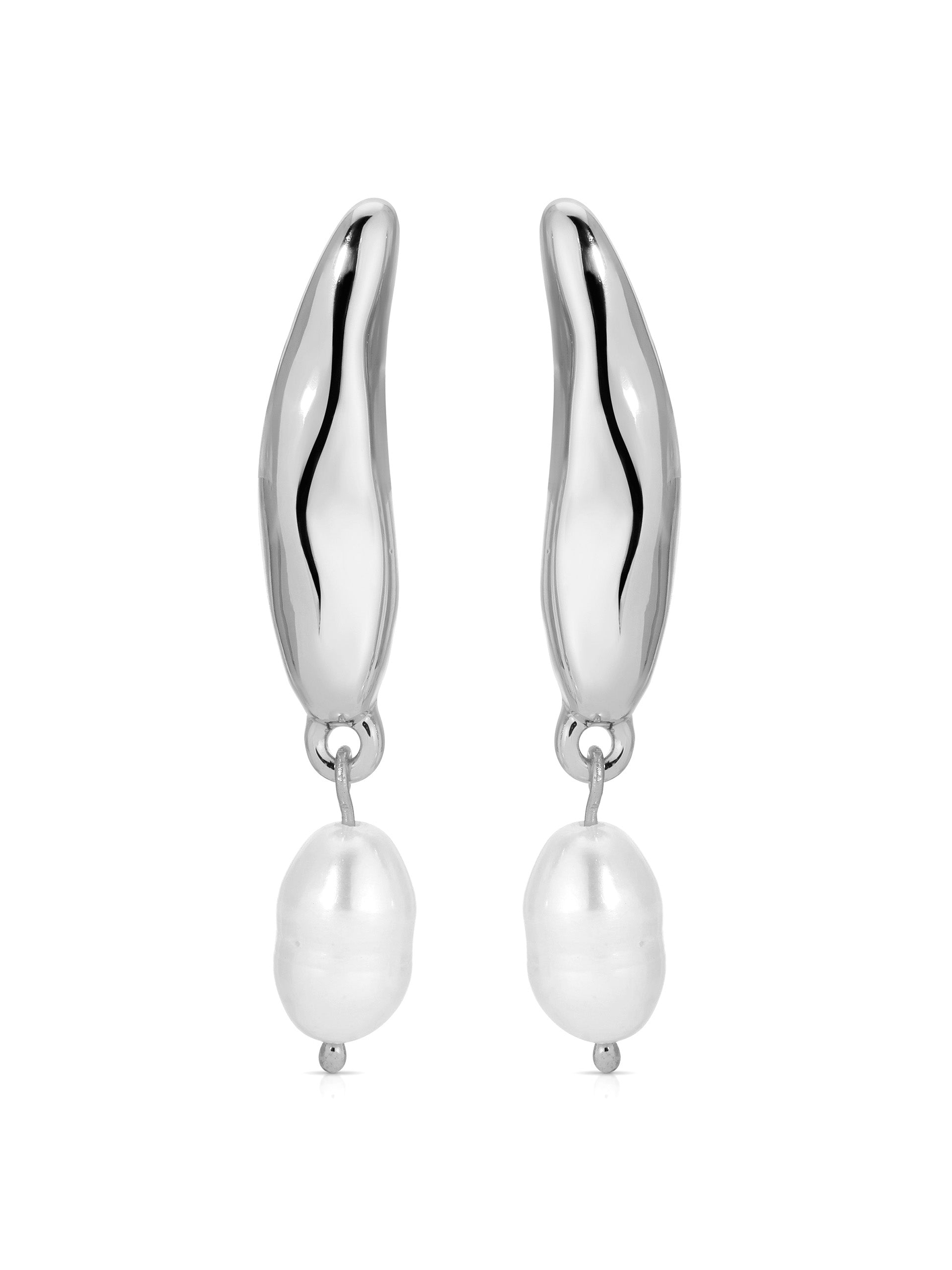 Liquid Luxe Pearl Earrings Pearl with Silver Plating 2