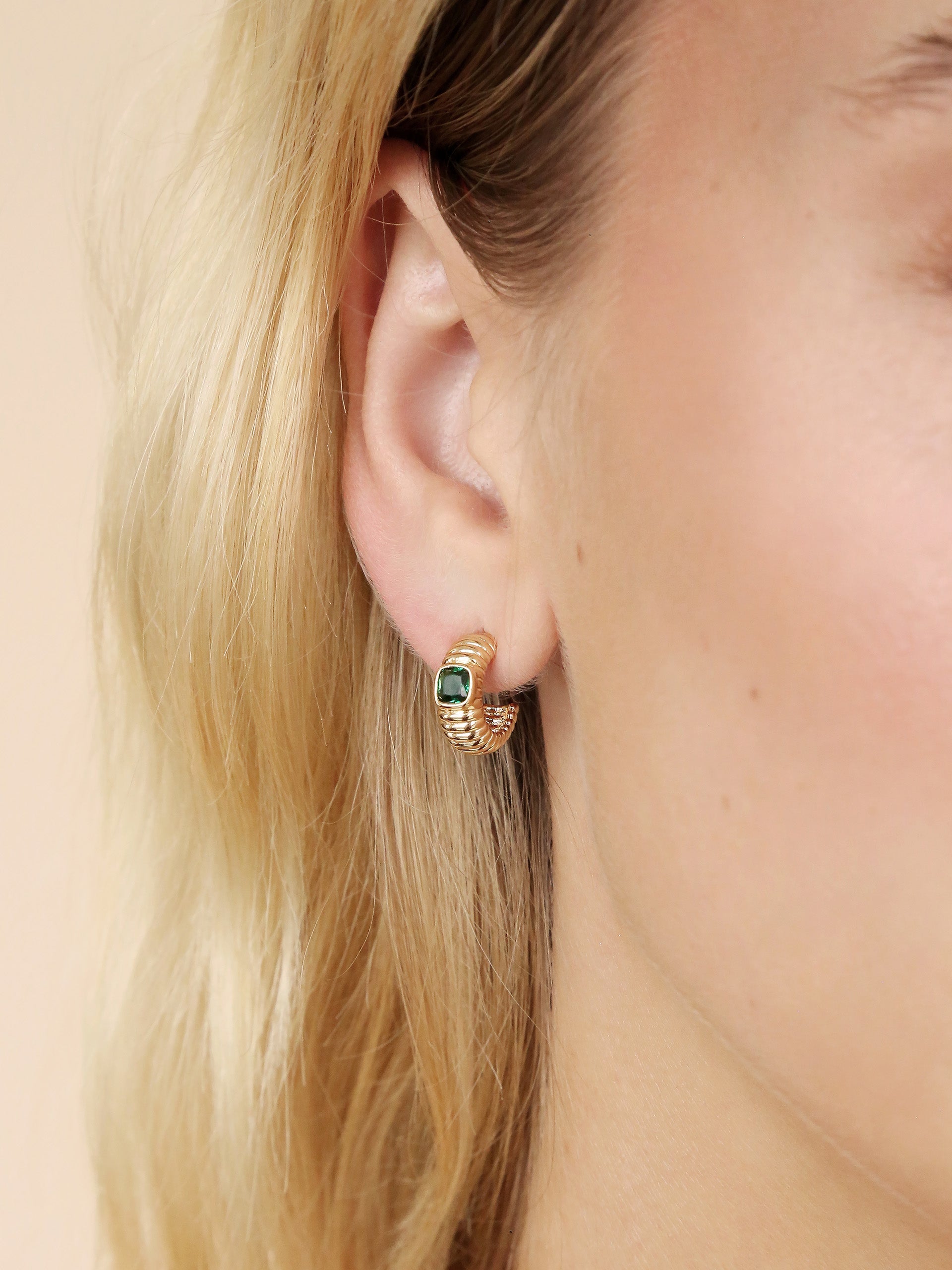 Ribbed Small Hoops